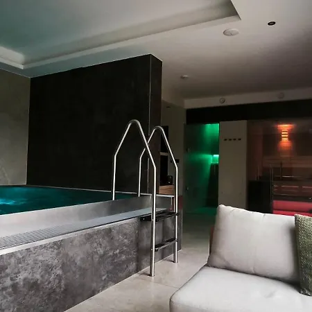 Nota Bene - Wellness&bistro Aparthotel
