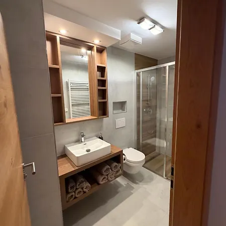 Aparthotel Nota Bene - Wellness&bistro Strazov